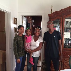 Meet your Posher, Cassandra